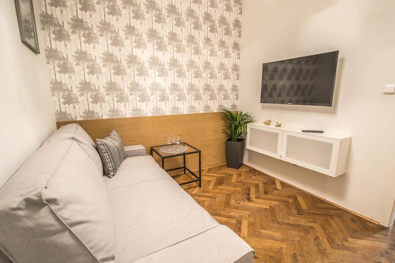 3Bdr City Center Ruterra Apartment Prag Dış mekan fotoğraf